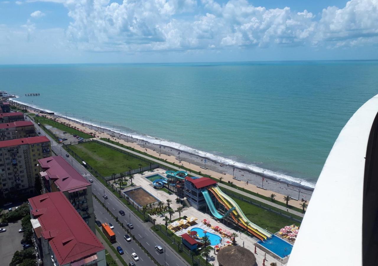 Apartment Marina In Apart-Hotel Residence Batumi Exterior photo