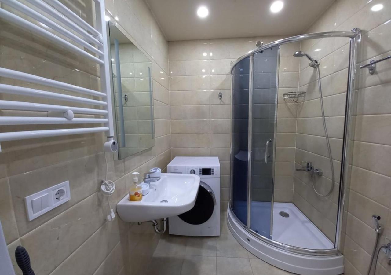 Apartment Marina In Apart-Hotel Residence Batumi Exterior photo